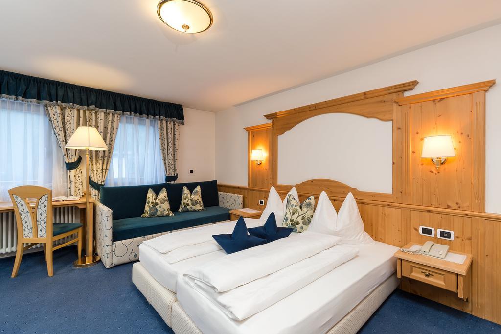 Hotel Bel Sit Corvara In Badia Kültér fotó