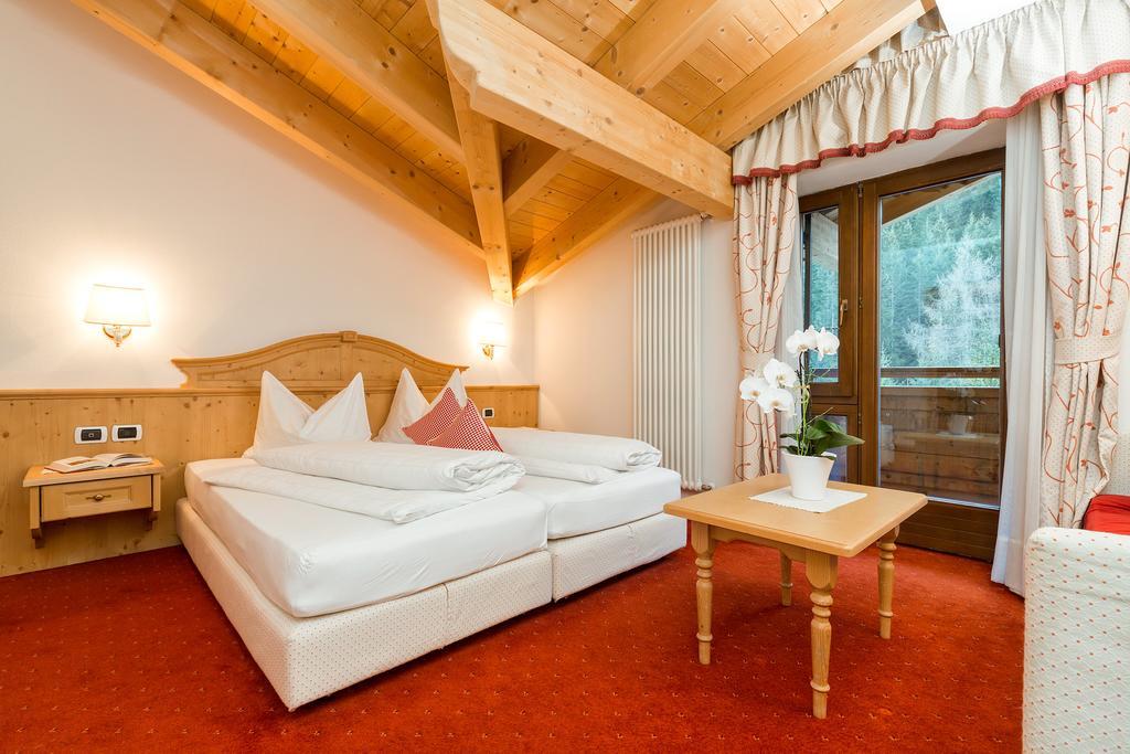 Hotel Bel Sit Corvara In Badia Kültér fotó